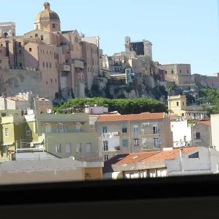 Luna Rossa Guest house Cagliari